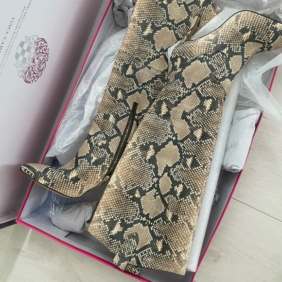 Knee High Snakeskin Boots - Picture 4 of 5